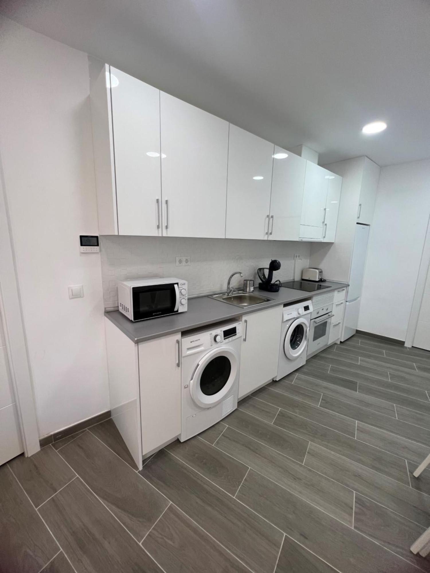Apartamentos Beachydays Metropolis D Torremolinos Kültér fotó